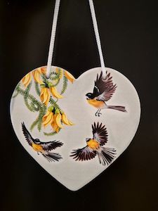 Florist: Fantail in flight Ceramic Heart