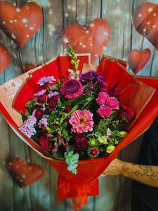 Florist: Valentines day bouquet