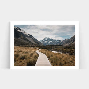 Gift: HOOKER VALLEY TRACK, NEW ZEALAND