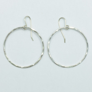 Bangle Pirori earrings, medium