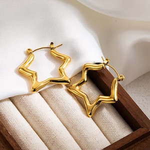 Flying Saucers star Earrings 18 k