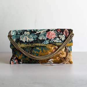 Bags Luggage: Tapestry Bag | Clutch / Crossbody | Woodland Bloom