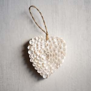 Folklore Shell Ornaments Decorations: Folklore Shell Love Heart | Small