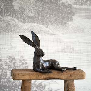 Bronze Hare Sculpture | Relaxing | Antique | Large