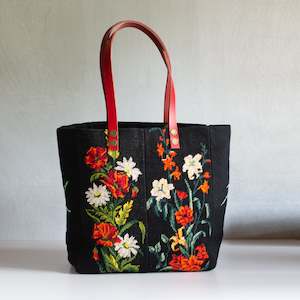 Tapestry Tote Bag | Handbag | Jardin de Nuit