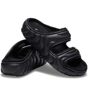 Crocs Classic Cozzzy Overpuff Puffer Sandal Slide Black