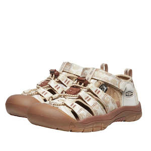 Shoe: Keen Kids Newport Youths Smokey Bear/Smores