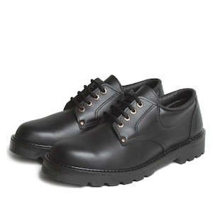 McKinlays Delta Senior School Shoe Black leather for big kids