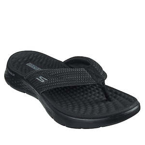 Skechers -Go Walk Flex Sandal Impress Slide Black