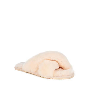 Shoe: EMU Women's Mayberry Natural Luxurious Sheepskin Scuff Slipper