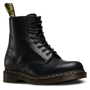 1460 Dr Martens Smooth Black Leather DMC 8 Up Boot