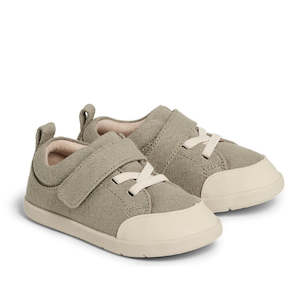 Pretty Braver Boston CANVAS Trainer First Walker