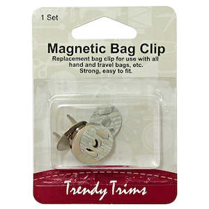 Magnetic bag clip