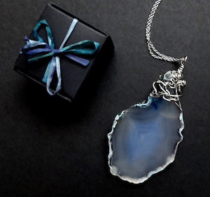 Graphic design service - for advertising: Agate geode pendant Fossil Studios