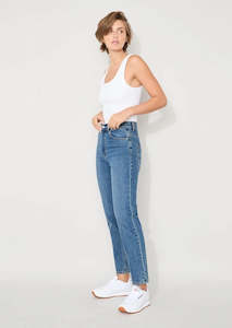 Clothing: Jac and Mooki Essential weekend jeans