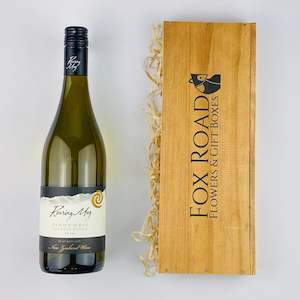 Roaring Meg Pinot Gris Gift Box