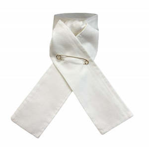 Ties: Marcella Turnout Or Hunt Stock White