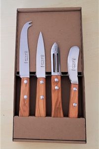 Laguiole: KITCHEN SET LA FOURMI - OLIVE WOOD HANDLES