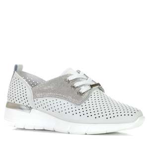 Footwear: Blitz Skinside Out Glam White/Silver