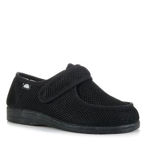 Footwear: Celia Ruiz Wallaby Black