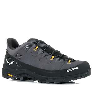 Footwear: Salewa Alp Trainer 2 GTX Onyx/Black