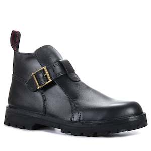 Footwear: McKinlays Highlander Black