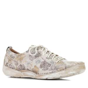 Footwear: Josef Seibel Fergey 56 Creme Multi