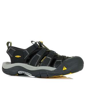 Footwear: Keen Newport H2 Black