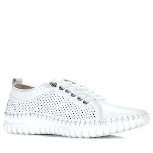 Footwear: Cassini Mayday White