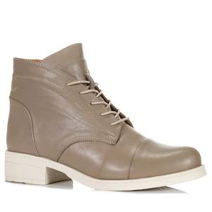 Footwear: Via Nova Pano Taupe