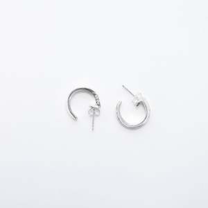 Mini slate hoops by Zoe McBride made in Auckland, Aotearoa