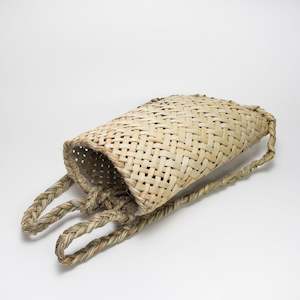 Kete pikau woven in Motueka, Aotearoa