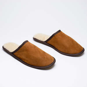 Lambskin slippers in tan made in Geraldine, New Zealand