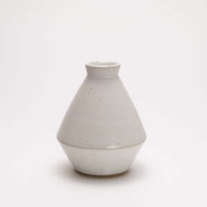 Bud vase by Richard Beauchamp of Selwyn, Aotearoa, three styles