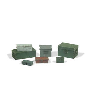 Hobby equipment and supply: Vallejo Universal Metal Cases Diorama Accessory