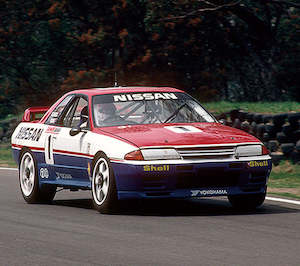 Hobby equipment and supply: Fujimi 1/24 Nissan Skyline GT-R BNR32 (ID-286) Mark Skaife 1991 Bathurst 1000 Plastic Model Kit