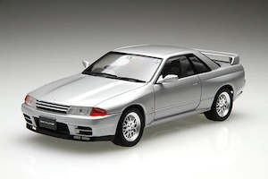 Fujimi 1/24 Nissan Skyline R32 GT-R V-spec II '94 (ID-47) Plastic Model Kit