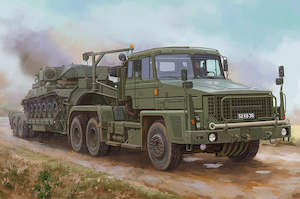 HobbyBoss 1/35 Scammell Commander w/ 62 tonne Crane Fruehauf semi-trailer Plastic Model Kit