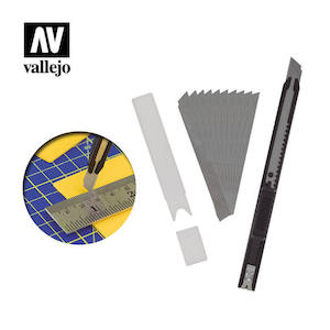 Hobby equipment and supply: Vallejo Slim Snap-Off Knife & 10 Blades