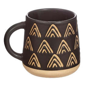 Sass & Belle: Wax Resist Triangles Black Mug (360ml)