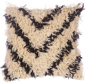 Household appliance: Sass & Belle: Shaggy Black and White Cushion Cover