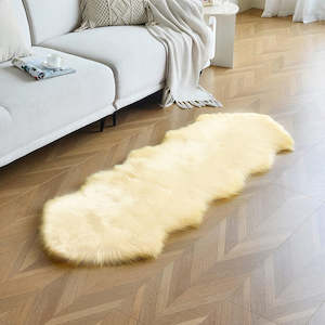 COMFEYA Soft Shaggy Area Rug 60x180cm - Beige