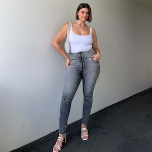 Freddy Wrup Curvy Denim And Fashion: WR.UP® SNUG Curvy Ripped Jeans - High Waisted - Full Length - Grey Stonewash + Grey Stitching