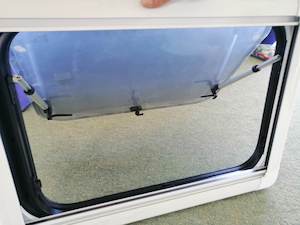 RV / Caravan / Van / Horse truck Windows 500 x 900