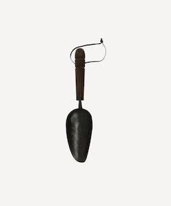 Garden and Outdoor: Garden Trowel Wooden Handle