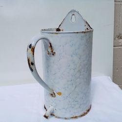 Vintage Enamel Measuring Jug With Spout and Handle.