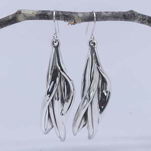 Silver Drop Earrings "Kowhai"