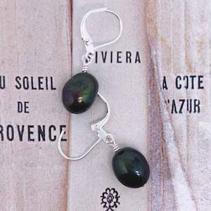 925 Sterling Silver Baroque Black Pearl Leverback Earrings "Riazza"