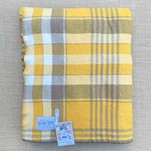 Cosy Mustard SINGLE/THROW New Zealand Pure Wool Blanket