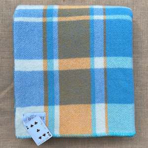 SO Soft in beautiful blues SINGLE Retro New Zealand Wool Blanket